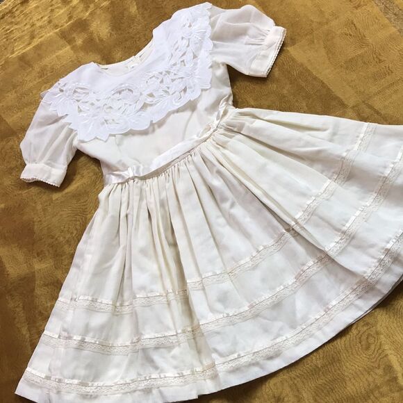 VTG YOUNG STAR CHILDRENS WEAR 65 FRANCING APPROXIMATELY DRESS SIZE 6 - Picture 1 of 9